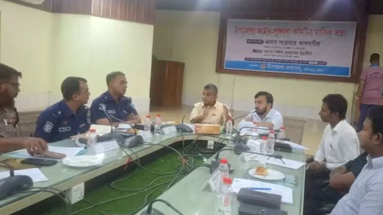 ফটিকছড়িতে অবৈধ বালু উত্তোলন বন্ধে কঠোর হচ্ছে প্রশাসন