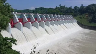 কাপ্তাই হ্রদের চাপ কমাতে বাঁধের ১৬ কপাট ৩ ফুট খুলে দিয়েছে কর্তৃপক্ষ