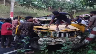 রাঙামাটিতে পিকআপ নিয়ন্ত্রণ হারিয়ে নিহত ৪, আহত ২