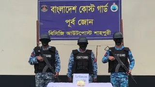 টেকনাফে ৫ কোটি টাকার ক্রিস্টাল মেথ জব্দ