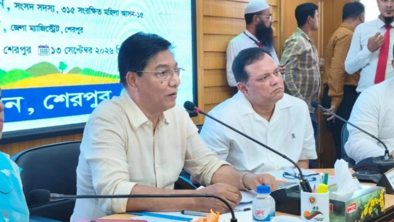চীনের বুলেট ট্রেন দেশে আনার চেষ্টা চলছে: বিমানমন্ত্রী