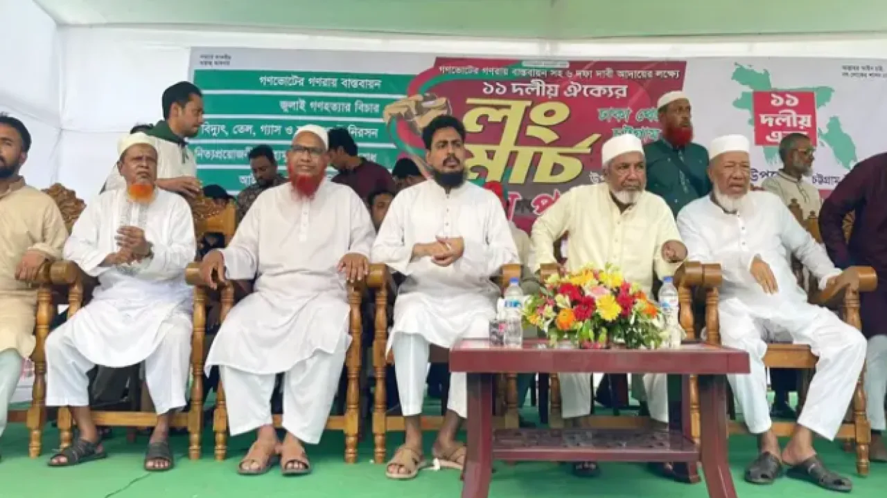 ঢাকা-চট্টগ্রামের জনতার জোয়ার থামানোর ক্ষমতা কারও নেই: আখতার হোসেন