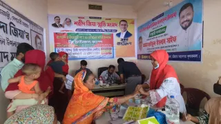 বিএনপির প্রতিষ্ঠাবার্ষিকীতে সাবেক ছাত্রদল নেতা সাইফুল ইসলাম সাইফের ফ্রি মেডিকেল ক্যাম্প