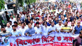 পরিকল্পিত সন্ত্রাসের মাধ্যমে দেশকে অস্থিতিশীল করার চেষ্টা চলছে: আবুল হাশেম বক্কর