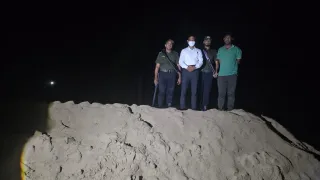 ফটিকছড়িতে অবৈধ বালু উত্তোলন, ড্রেজার পাইপ বিনষ্ট,বালু জব্দ