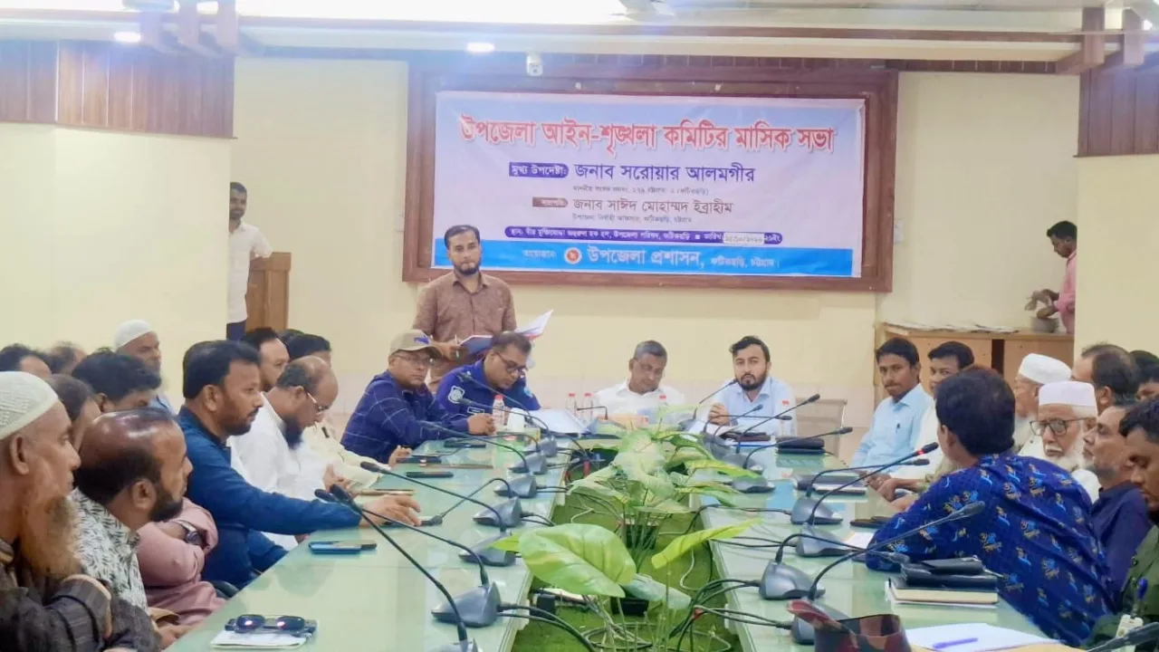 পূজামণ্ডপে অপ্রীতিকর ঘটনা ঘটলে জনপ্রতিনিধিদের বিরুদ্ধে ব্যবস্থা: সরোয়ার আলমগীর