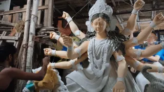 উপকরণের দাম বাড়লেও চট্টগ্রামে বাড়েনি দুর্গাপ্রতিমার দাম