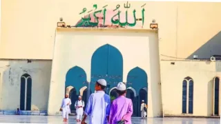 হাদিসের বর্ণনায় জুমার দিনের মহামূল্যবান ১৫ আমল