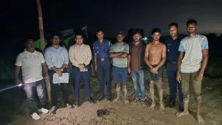 আনোয়ারায় অবৈধ বালু উত্তোলন, চারজনের ৩০ দিনের কারাদণ্ড
