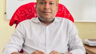 চুয়েটে অধ্যাপক আরাফাত রহমানকে অবাঞ্ছিত ঘোষণা শিক্ষার্থীদের