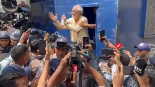 অন্যায়ের প্রতিবাদ করার আমাকে হাতকড়া পড়ানো হয়েছে