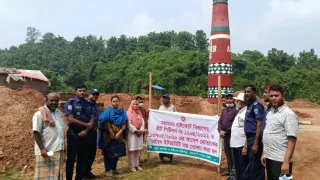 পাহাড় কেটে ইটভাটা: আ;লীগ নেতাসহ সাবেক চেয়ারম্যানকে আসামী করে মামলা