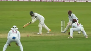 স্পিন বিষে নীল বাংলাদেশ, ১০৬ রানের লিড নিয়েও চাপে টাইগাররা