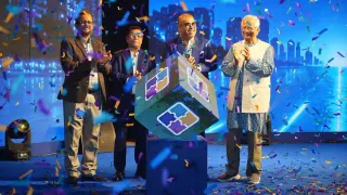 দেশের সর্বস্তরের মানুষের কাছে প্রযুক্তি ও সেবা পৌঁছে দিতে হবে: প্রফেসর মুহাম্মদ ইউনূস