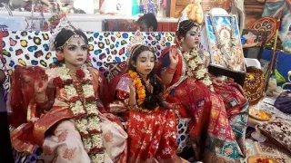 ফুল, চন্দন আর মন্ত্রপাঠে চট্টগ্রামে কুমারী পূজা