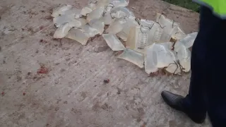 ফটিকছড়িতে দুর্ঘটনার পর প্রাইভেট কারে মিলল ৪০ লিটার মদ