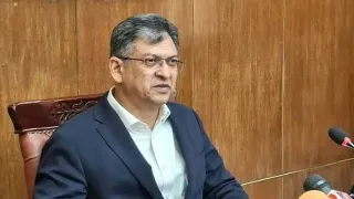 ডিসেম্বরে শেখ হাসিনার ফেরার গুঞ্জন, যা বললেন স্বরাষ্ট্রমন্ত্রী
