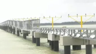 কক্সবাজার বিমানবন্দরের সমুদ্রের লাইটে বারবার চুরি, নিরাপত্তা নিয়ে প্রশ্ন