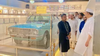 মাইজভান্ডারীর ব্যবহৃত গাড়িসহ তাবাররুকাত প্রদর্শনী পরিদর্শন করলেন এমপি