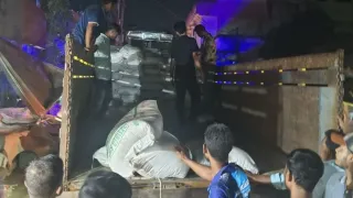 লামায় মিলল পটিয়া থেকে ছিনতাই হওয়া ১৪৪ বস্তা চিনি