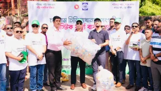 ডিসি জাহিদের উদ্যোগে চট্টগ্রাম চিড়িয়াখানার প্লাস্টিক যাচ্ছে পুনর্ব্যবহারে