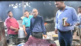 চমেকের দুই ক্যান্টিনে নোংরা পরিবেশে খাবার প্রস্তুত, ২ লাখ টাকা জরিমানা